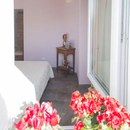 La Casa Sul Sasso בית הארחה 3*