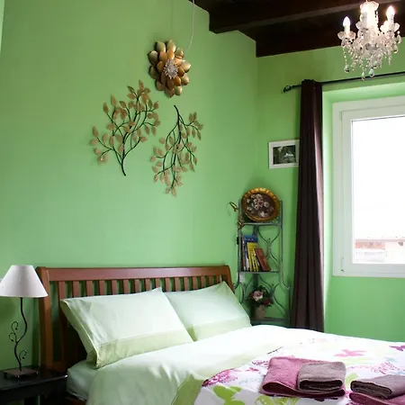 La Casa Sul Sasso بيت ضيافة ديرفيو